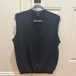 Brooks Brothers "346" wool sweater vest, size L